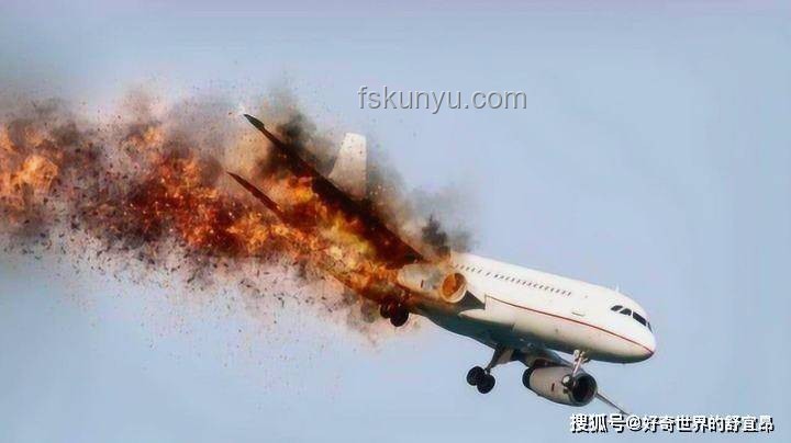 印度坠毁客机与常规安全起降对比分析：安全性能、应急响应及影响因素